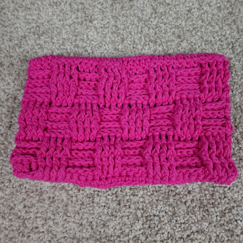 Handmade Pink Crochet Reusable Mop Cover for Swiffer Sweeper Basketweave Pad - Picture 3 of 5